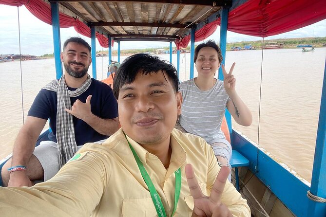 Private Kompong Phluk Floating Village Guided Tour - Optional rowboat ride for $5 in the flooded mangrove forest