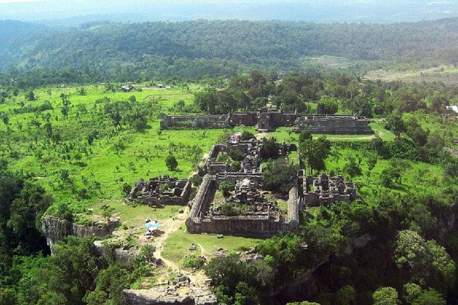 Private Preah Vihear and 2 Temples Guided Tour - Stop 3: Beng Mealea, smaller than Angkor, wilder than it looks