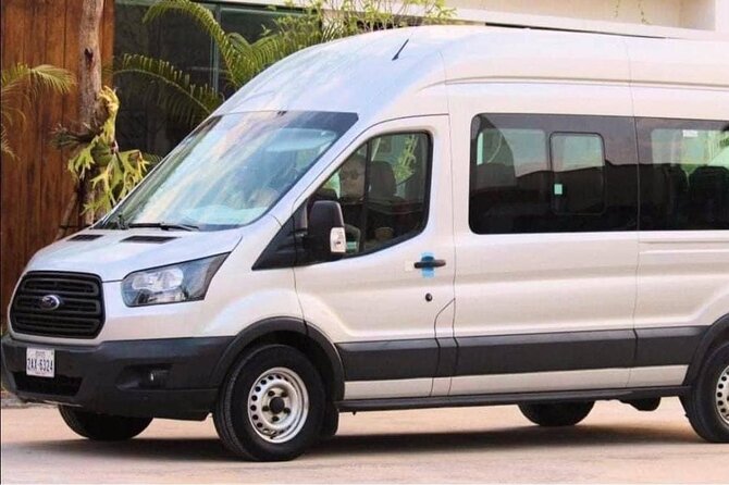 PRIVATE / SHARED Siem Reap Airport ( SAI ) Pick up & Transfers - Private Versus Shared: How to Choose What Fits Your Day