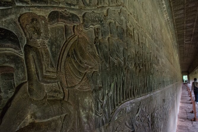 Private Sunrise Angkor Wat Tour with pickup from your hotel - Angkor Thom South Gate (Tonle Oum) and the five-gate map
