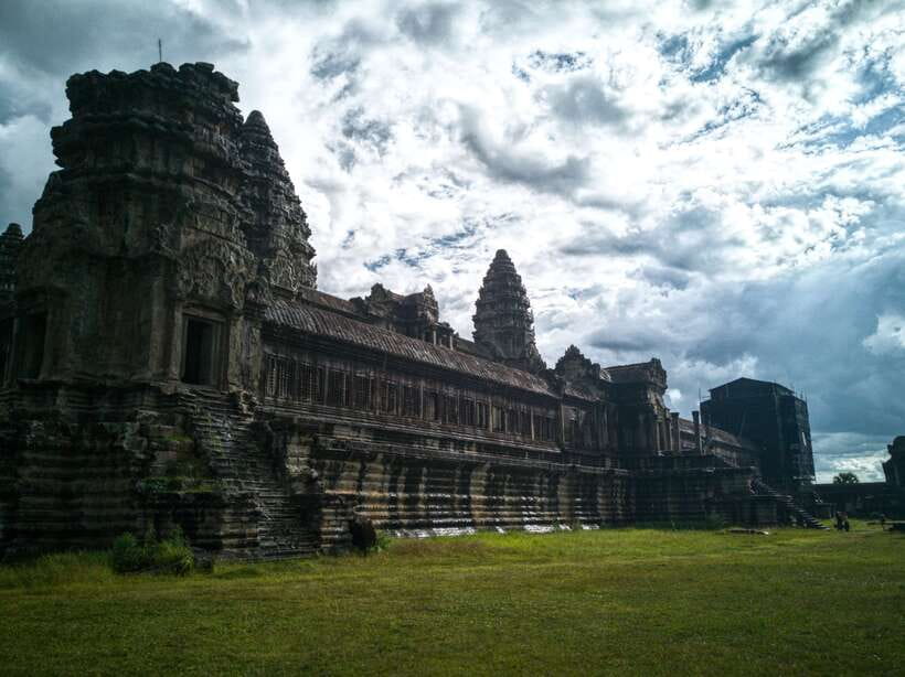 Private Sunrise Angkor Wat Tour - Pickup From Siem Reap Town: The Quiet Part That Matters
