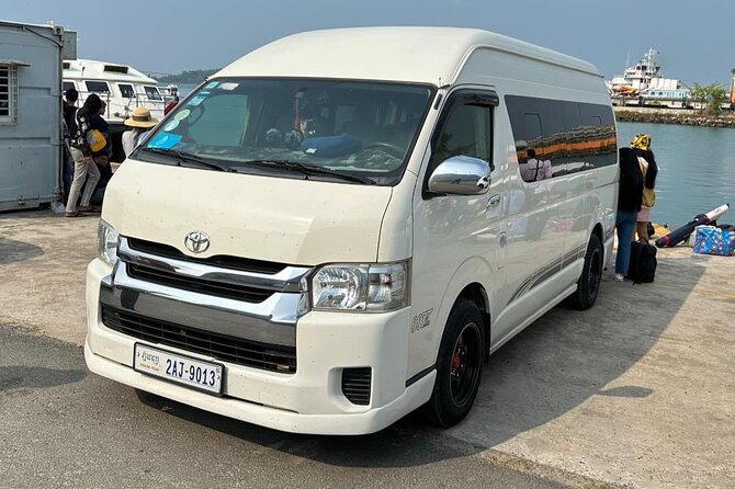Private Taxi Overland Transfer From Siem Reap - Sihanoukville - Driver help that reduces the headache factor