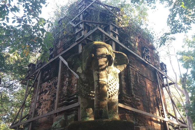 Private Tour to Beng Mealea Jungle Temple and Koh Ker - Stop 2: Koh Ker pyramid temple of Shiva linga