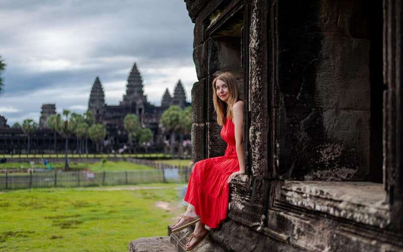 Professional Photoshoot in Angkor Archaeological Park - 5:00 am pickup and the Angkor Wat sunrise plan