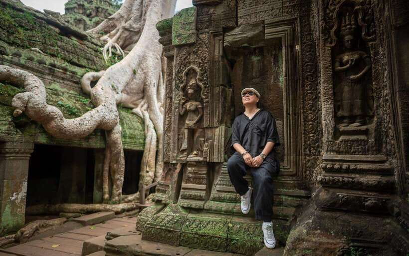 Professional Photoshoot in Angkor Archaeological Park - Price and value at $135 per person