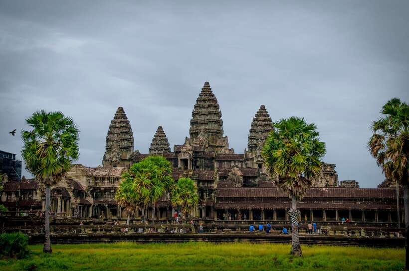Seat-In-Coach: Small Circuit tour with Sunrise at Angkor Wat - Key points to know before you go