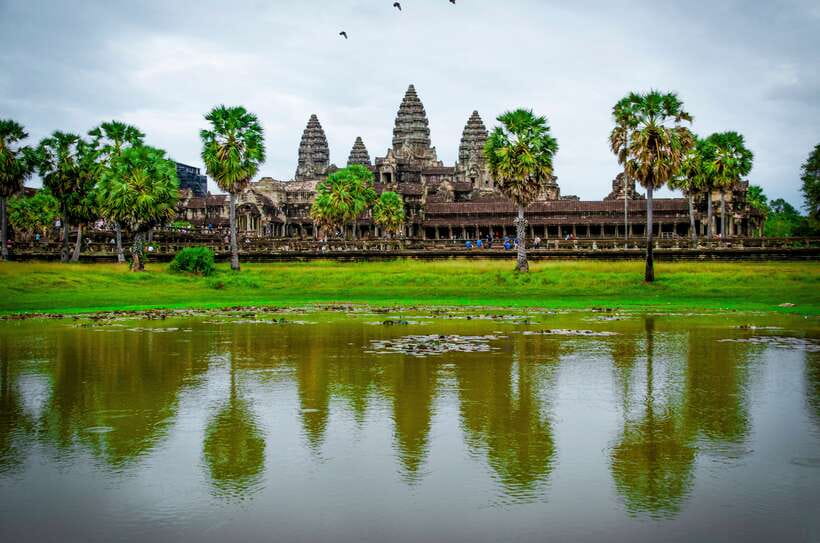 Seat-In-Coach: Small Circuit tour with Sunrise at Angkor Wat - Why this sunrise circuit is so worth the early alarm