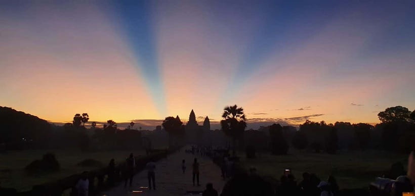 Seat-In-Coach: Small Circuit tour with Sunrise at Angkor Wat - Angkor Wat at first light: Suryavarman II and photo timing that matters