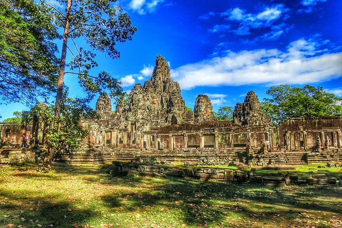 Shared Tour to Angkor Wat, Bayon and Ta Prohm Temples - Stop 4: Ta Prohm, the tree temple stop you came for