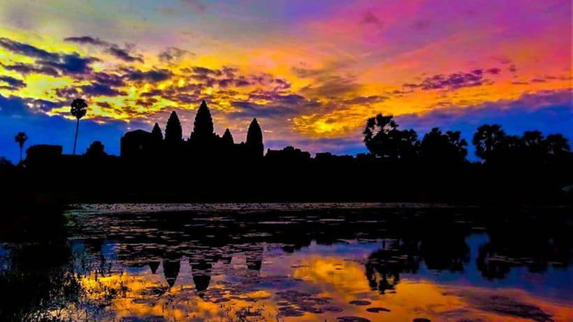 Siem Reap: 2-Days Angkor Wat with Sunrise Small-Group Tour - Key highlights you will feel right away