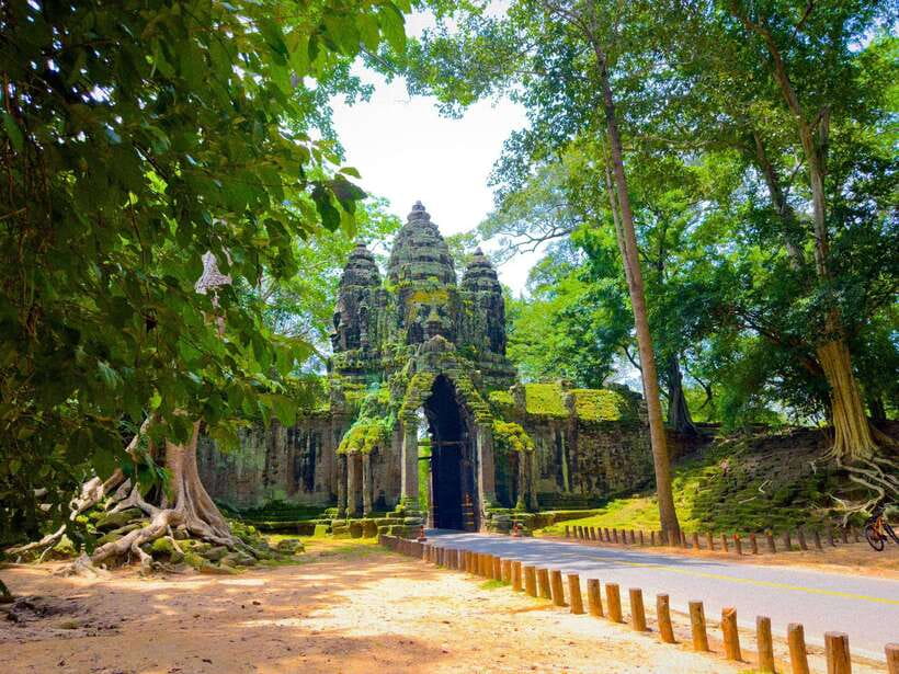 Siem Reap: 2-Days Angkor Wat with Sunrise Small-Group Tour - Why This 2-Day Angkor Wat Plan Is Such Good Value
