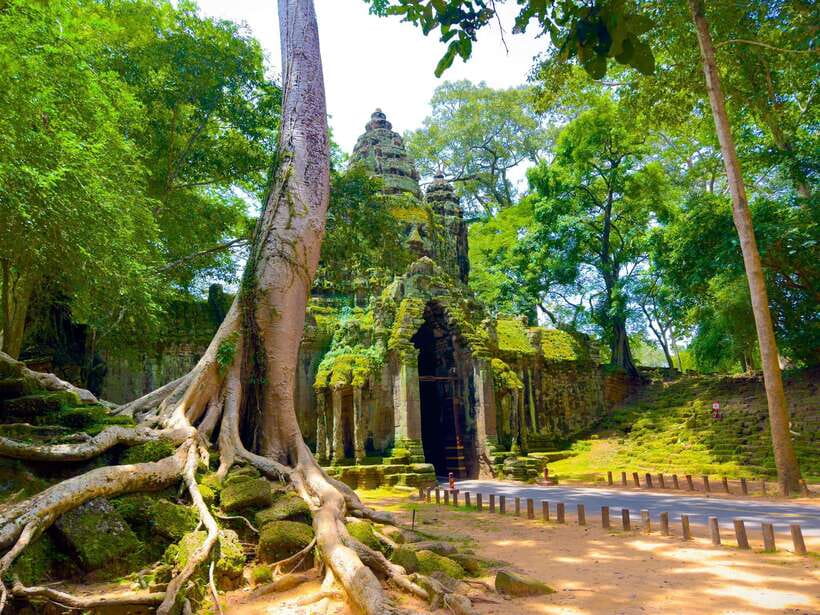 Siem Reap: 2-Days Angkor Wat with Sunrise Small-Group Tour - Sunrise at Angkor Wat, The Start Time That Actually Matters