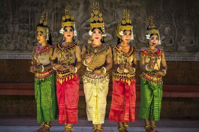 Siem Reap: Amazing Apsara Dance Show with Dinner &Hotel Transfers - Who this tour suits best (and who might skip it)