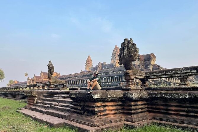 Siem Reap Angkor Airport Taxis (from Airport to Hotel) - Air-Conditioned Comfort, Water, and Small Safety Checks