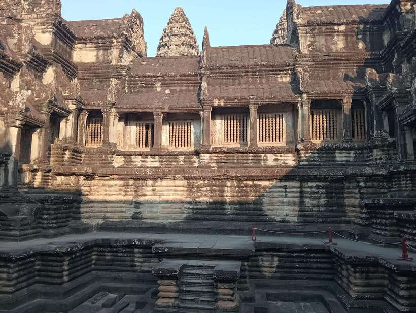 Siem Reap: Angkor Full-Day Group Tour with Japanese Guide - Why this Angkor tour works so well for first-timers