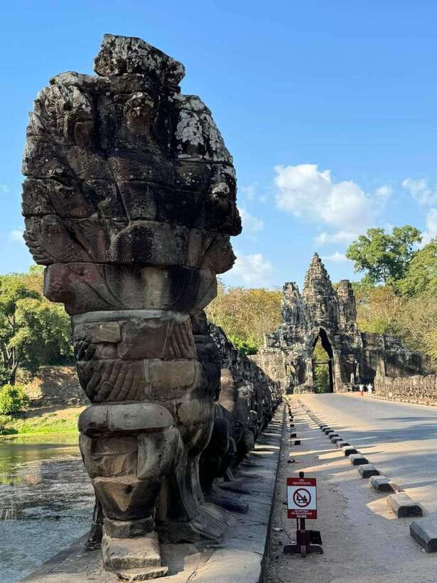 Siem Reap: Angkor Full-Day Group Tour with Japanese Guide - The 1-day route: Angkor Thom, Ta Prohm, and Angkor Wat