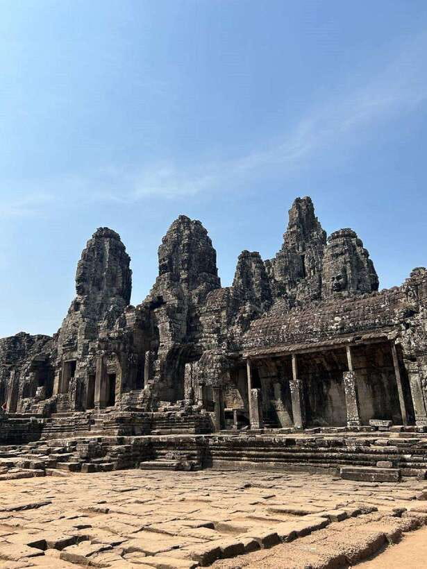 Siem Reap: Angkor Full-Day Group Tour with Japanese Guide - Tickets and dress code: the two things that can spoil your day
