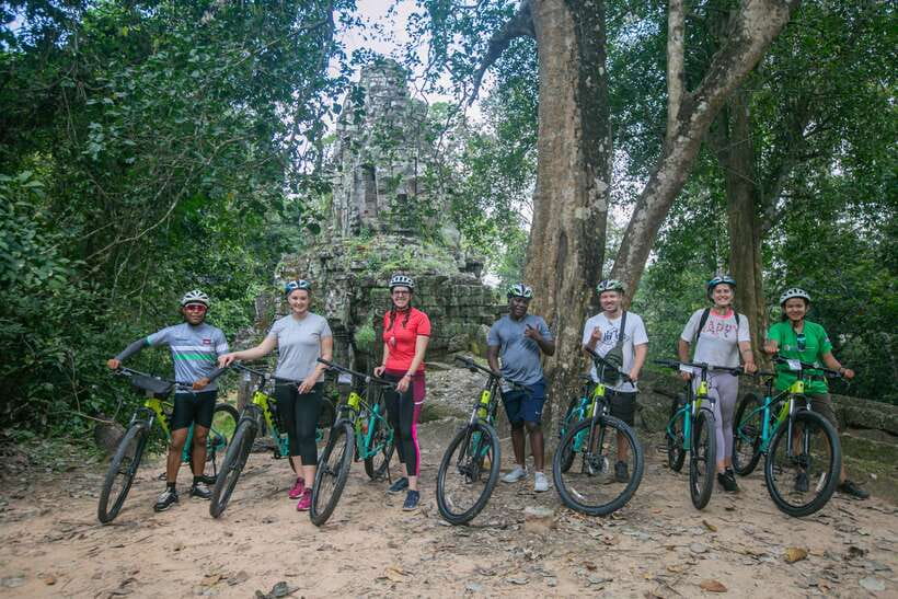 Siem Reap: Angkor Sunrise 2 Days Guided Bike Tour - Lunch, breakfast, and snacks: the food rhythm that keeps the tour fun