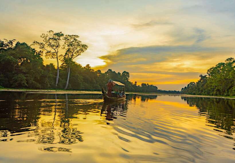 Siem Reap: Angkor Sunset Bike & Boat Tour /E-Bike Available - Why This Sunset Plan Works Better Than the Main-Temple Rush