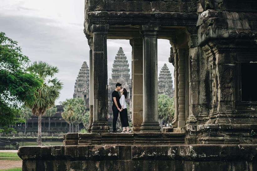 Siem Reap: Angkor Wat 2day Big and Small Circuit Guided Tour - Sunrise, Sunset, and Why the Timing Matters