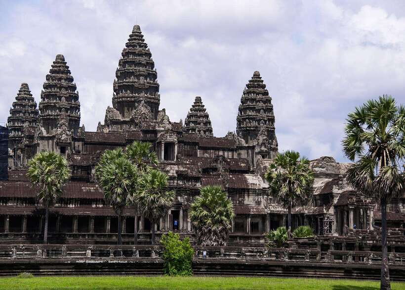 Siem Reap: Angkor Wat Admission Ticket - Messaging and delivery: hotel handoff in Siem Reap style