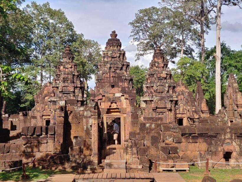 Siem Reap: Angkor Wat, Angkor Thom, and Banteay Srei Tour - A Private Angkor Day Built Around Three Temple Styles
