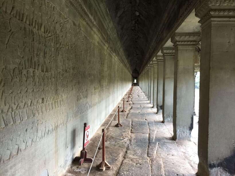 Siem Reap: Angkor Wat Half-Day Trip with Local Guide - From Krong Siem Reap to the temple, the transport is the easy part