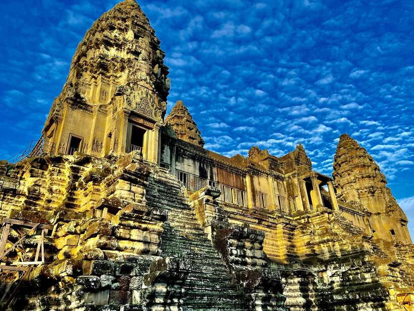 Siem Reap: Angkor Wat Private full Day Tour - Morning pickup, ticket office, and reaching Angkor Wat
