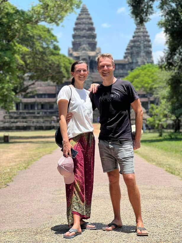 Siem Reap: Angkor Wat Private Tuk-Tuk Tour - How the driver support works, and what you should plan for inside temples