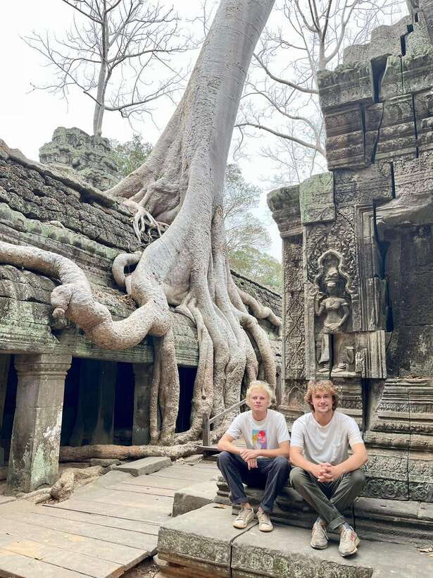 Siem Reap: Angkor Wat Private Tuk-Tuk Tour - Sunrise at Angkor Wat, and how timing shapes what you see
