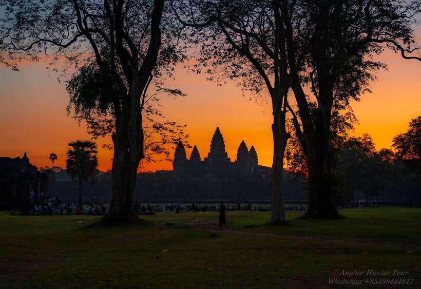 Siem Reap: Angkor Wat: Small-Group Sunrise Tour - Key highlights worth waking up for
