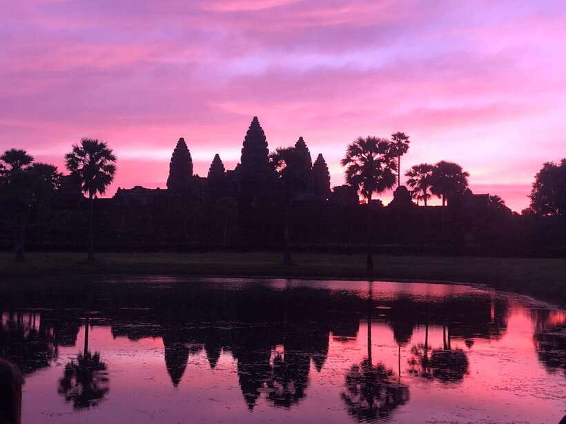 Siem Reap: Angkor Wat: Small-Group Sunrise Tour - Srah Srang break: breakfast in the open