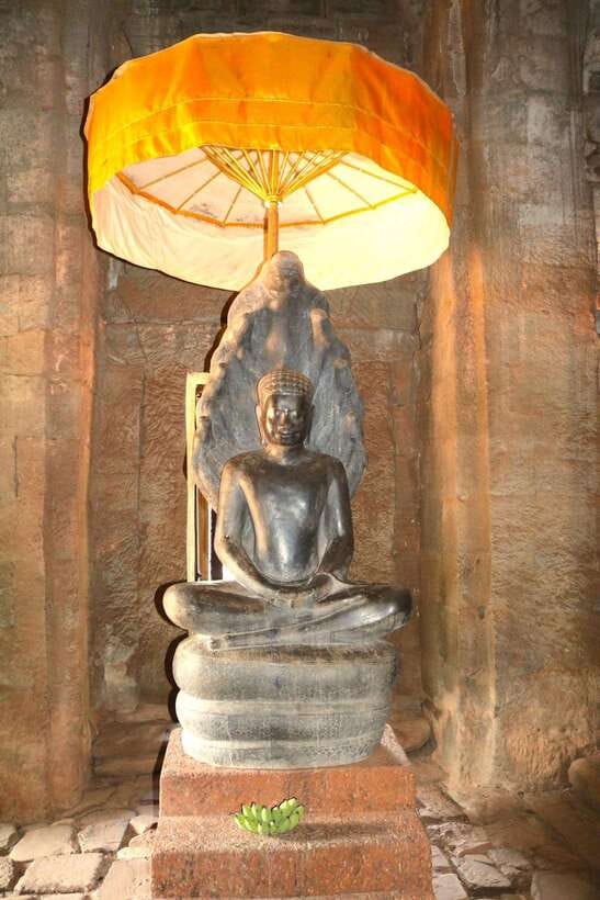 Siem Reap: Angkor Wat: Small-Group with Sunset Tour - Making the day work for you: pacing, heat, and smart packing