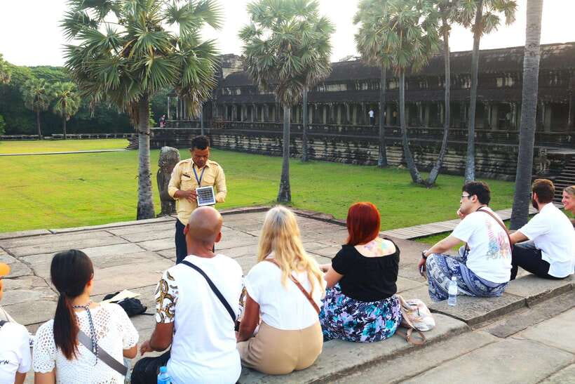 Siem Reap: Angkor Wat: Small-Group with Sunset Tour - Who should book this Angkor Wat sunset tour