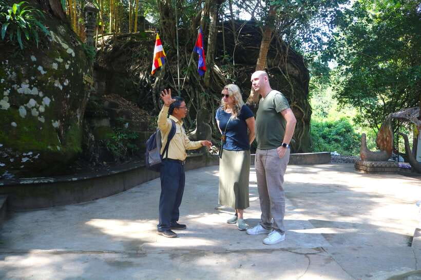 Siem Reap: Angkor Wat Sunrise and Best Temples Tour - From Angkor Thom to Bayon faces: gods, demons, and scale