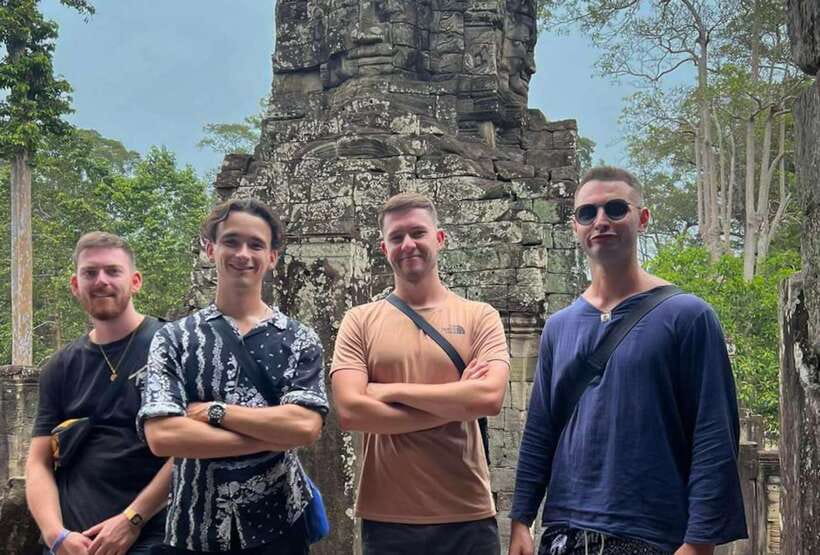 Siem Reap: Angkor Wat Sunrise and Full-Day Sightseeing Tour - Breakfast at the East Gate area, then onward to Ta Keo