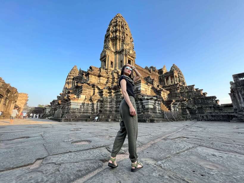 Siem Reap: Angkor Wat Sunrise and Market Tour by Jeep - Who this tour is perfect for, and who should choose another plan