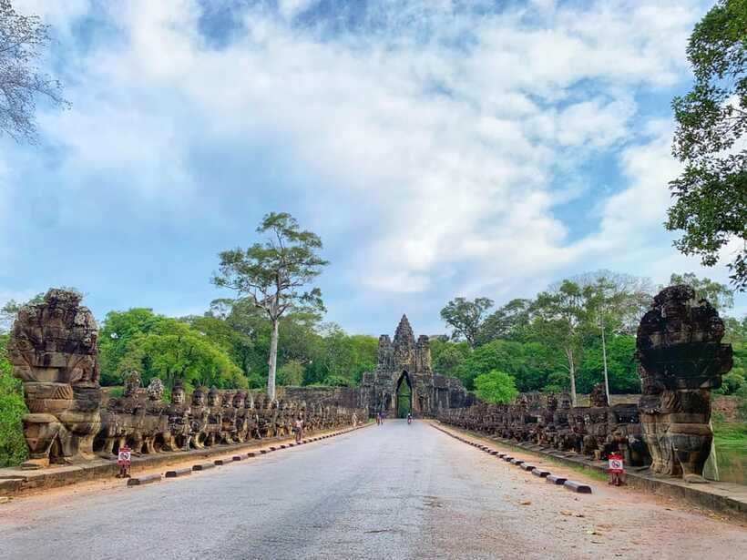Siem Reap: Angkor Wat Sunrise for Group or Private Tours - Should You Book This Angkor Wat Sunrise Tour?