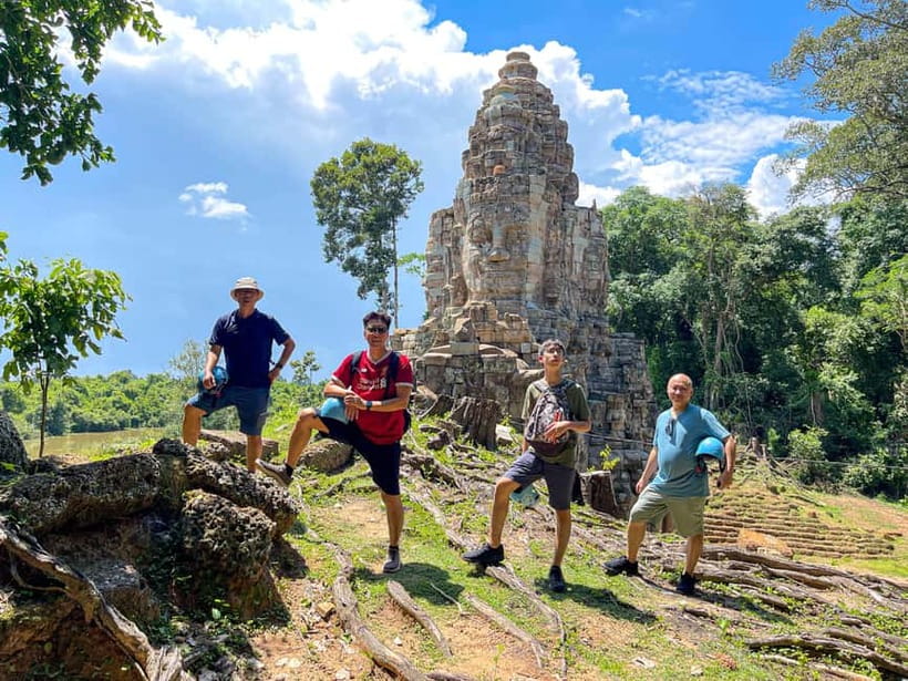 Siem Reap: Angkor Wat Sunrise Small Group tour and Breakfast - Who Should Book This Sunrise and Breakfast Tour