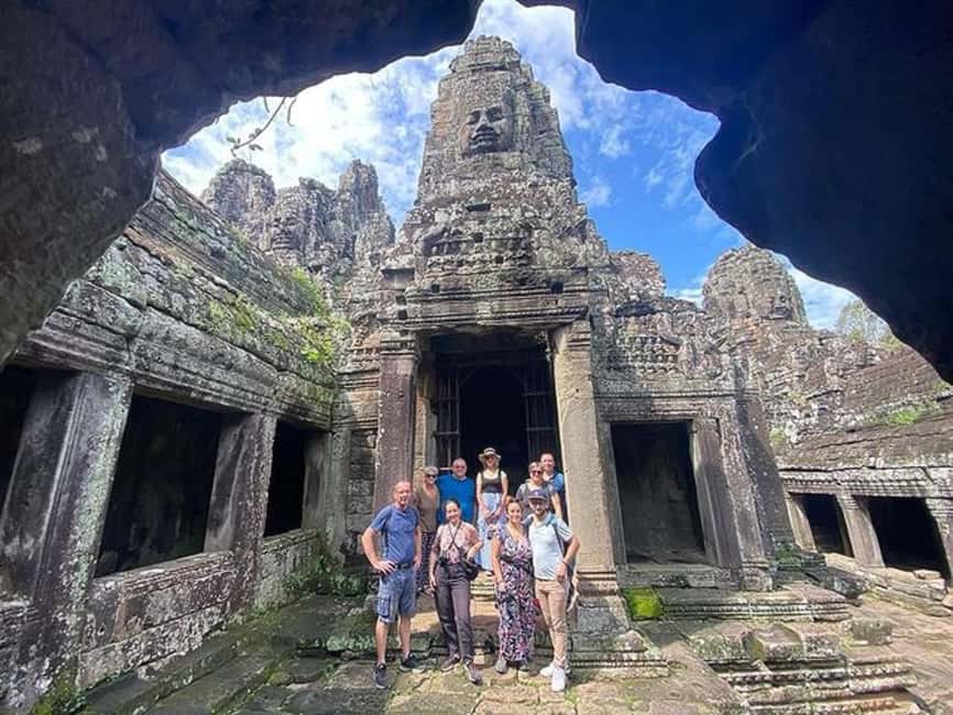 Siem Reap: Angkor Wat Tour with French-Speaking Guide - Key highlights