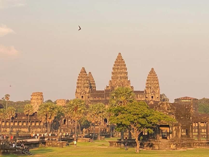 Siem Reap: Angkor Wat Tour with Italian-Speaking Guide - Small Circuit Morning Highlights: Angkor Thom to Ta Prohm