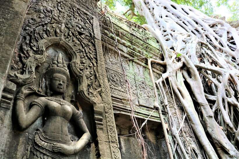 Siem Reap: Angkor Wat with German or English Guided Tour - A focused one-day Angkor plan that saves your energy