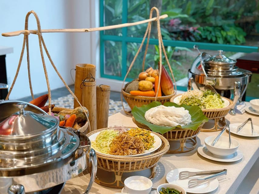 Siem Reap: Apsara Dance Show and Dinner with Hotel Pickup - Pickup and tuk-tuk timing: how to avoid the usual travel headaches