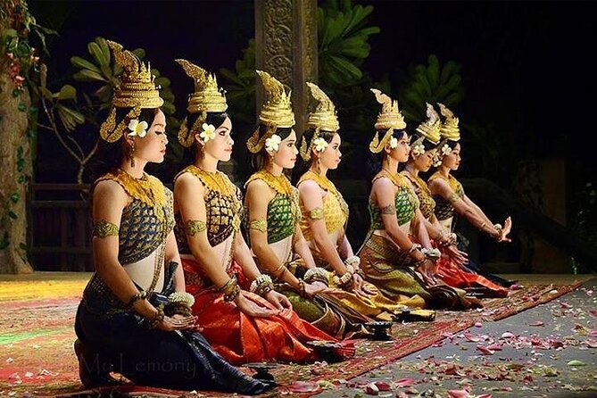 Siem Reap: Apsara Dance Show & Dinner with Tuk-Tuk Transfers - Tuk-tuk pickup and the 2.5-hour flow from your hotel