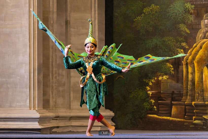 Siem Reap: Apsara Show Including Dinner & Hotel Pickup - The Only Real Drawback to Plan For
