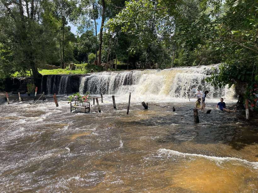 Siem Reap: Beng Mealea, Banteay Srei & Kulen Waterfall Trip - Kulen Waterfall: swim if you brought the right gear
