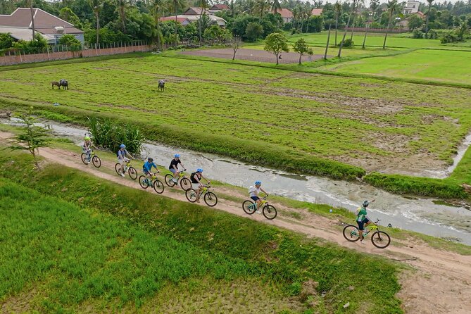 Siem Reap Countryside Bike Tour / E-Bike or Tuk Tuk - Why this Siem Reap countryside ride feels different from temple hopping