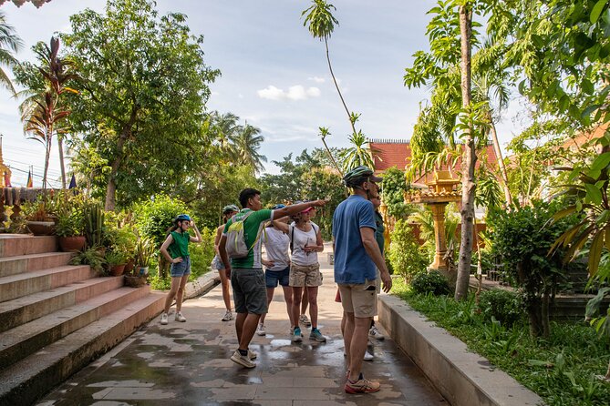 Siem Reap Countryside Bike Tour / E-Bike or Tuk Tuk - Wat Po Banteaychey area stops: market, farms, temples, and rice wine tasting