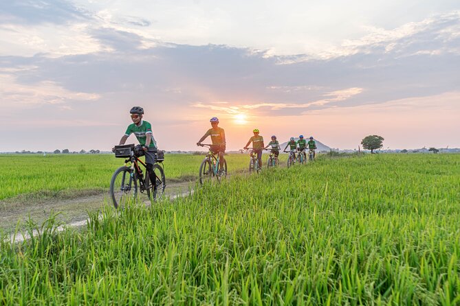 Siem Reap: Countryside Sunset Bike Tour / E-Bike or Tuk Tuk - Price and Timing: How $35 Works Here
