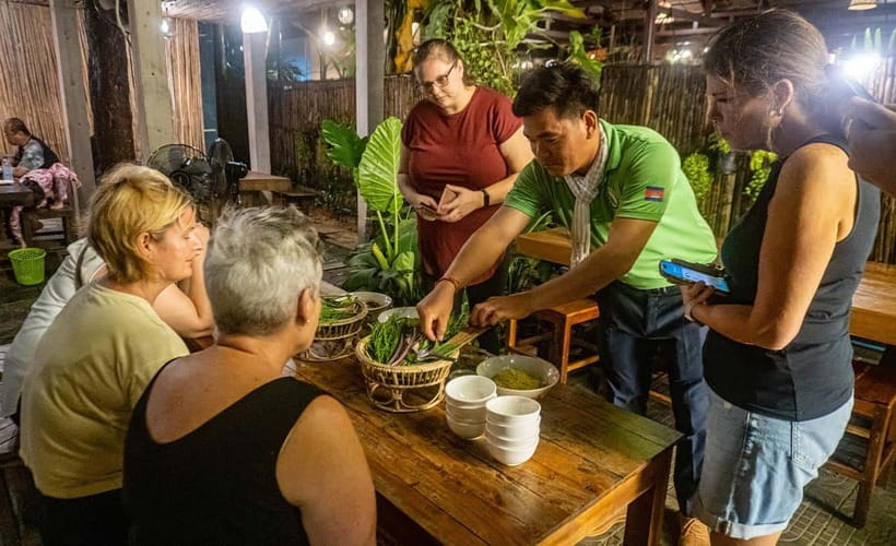 Siem Reap: Evening Foodie Vespa Tour / Tuk Tuk Available - What to bring: the practical checklist that matters